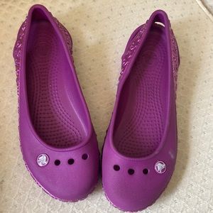 EUC Crocs Purple Sz 4 J Big Girls